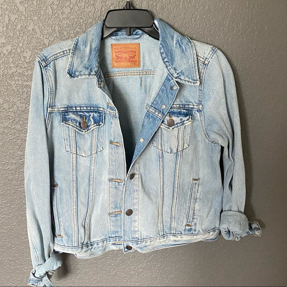 LEVIS OVERSIZED JACKET